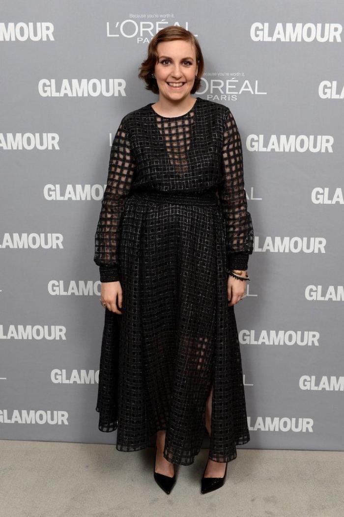 Lena Dunham acalla a quienes critican su estilismo sobre la alfombra roja