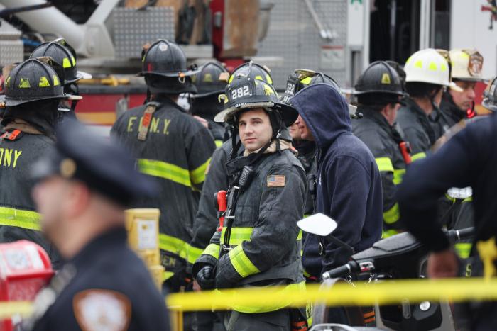 Un tiroteo en el metro de Nueva York deja al menos 29 heridos, cinco en estado crítico
