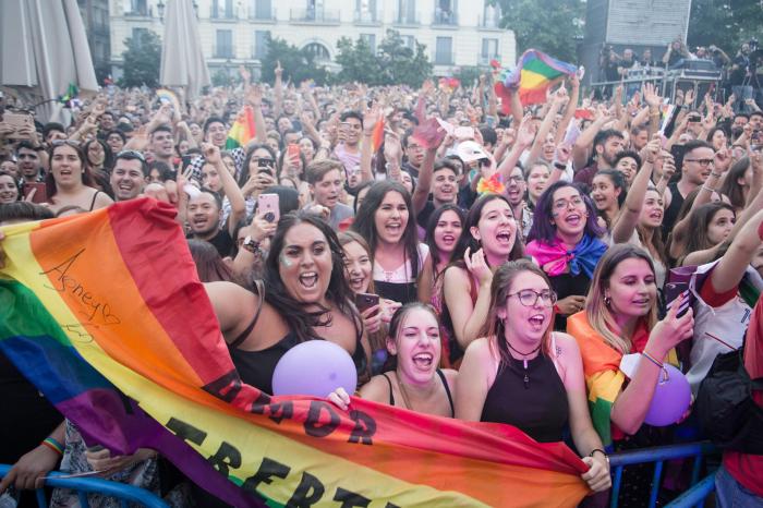 #MeQueer: Los miembros del colectivo LGTBI se lanzan a las redes sociales a denunciar la discriminación