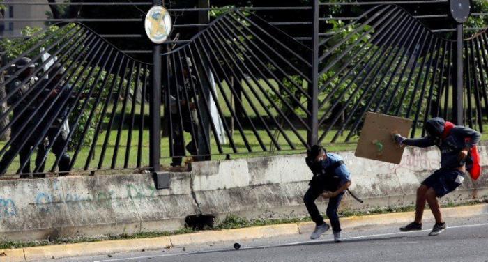 Amnistía Internacional denuncia "una política de estado para asfixiar a la disidencia" en Venezuela