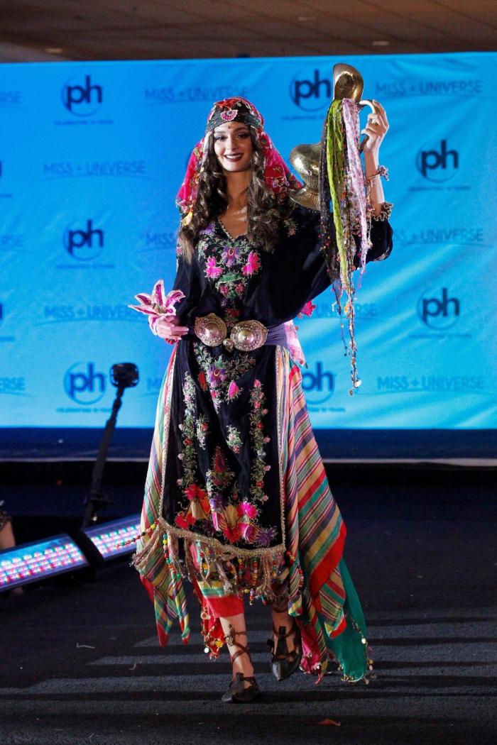 Miss Colombia sobre la transexualidad de miss España: "Miss Universo es para mujeres que nacemos mujeres"