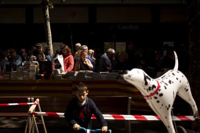 Cataluña recupera su Sant Jordi, 