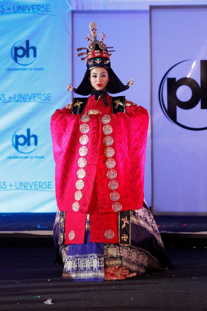 De ninja a geisha en un instante: el brutal traje de Miss Japón en Miss Universo