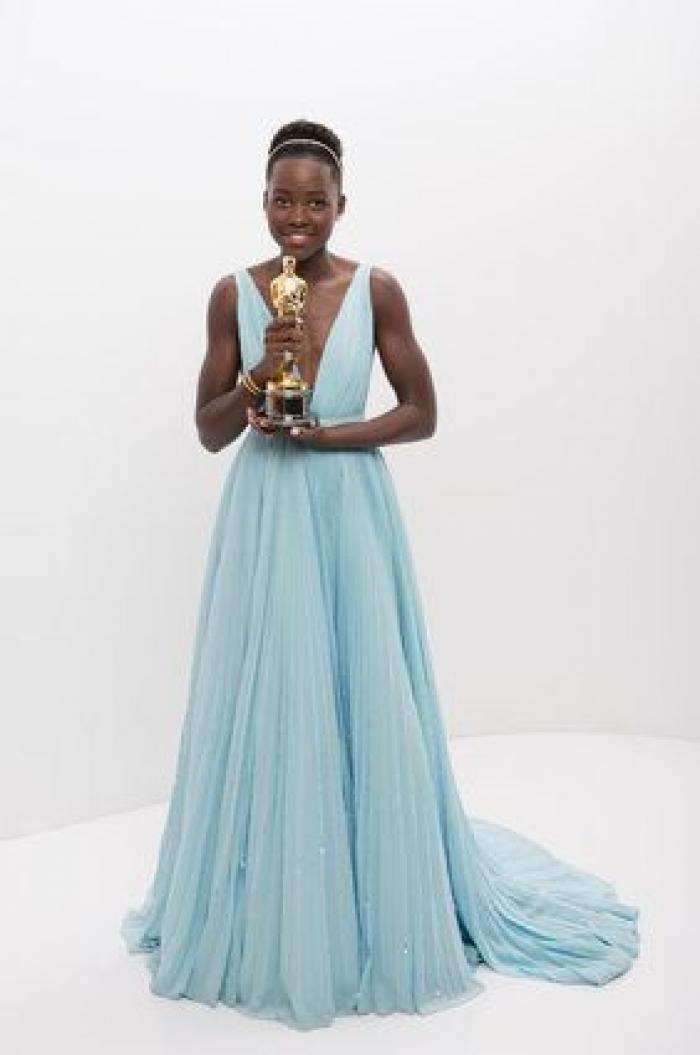 Las mejor y peor vestidas de la historia de los Oscar (FOTOS)