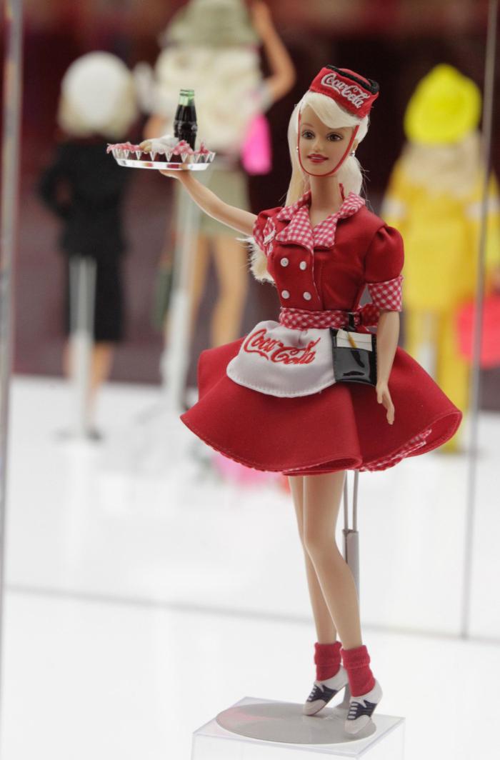 Cómo ha pasado Barbie de juguete a icono: historia de un triunfo en plástico