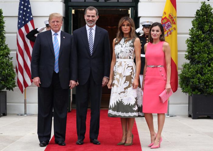 La reina Letizia, con un vestido idéntico a uno de Melania para el encuentro con los Trump