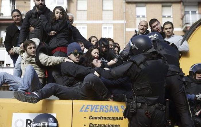 Derribo de Ofelia Nieto 29: Once detenidos en el desalojo ordenado por el Ayuntamiento de Madrid