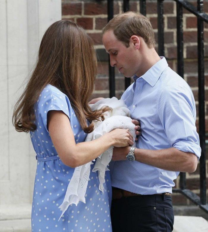La polémica con la Casa Real británica por llevar al príncipe Jorge a su primera cacería