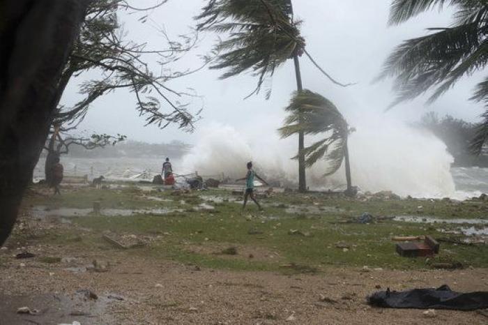 Vanuatu, en estado de emergencia por el ciclón Pam, busca a supervivientes