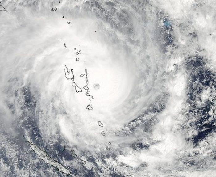 Caos en el Pacífico Sur por el destructivo ciclón Pam (FOTOS)