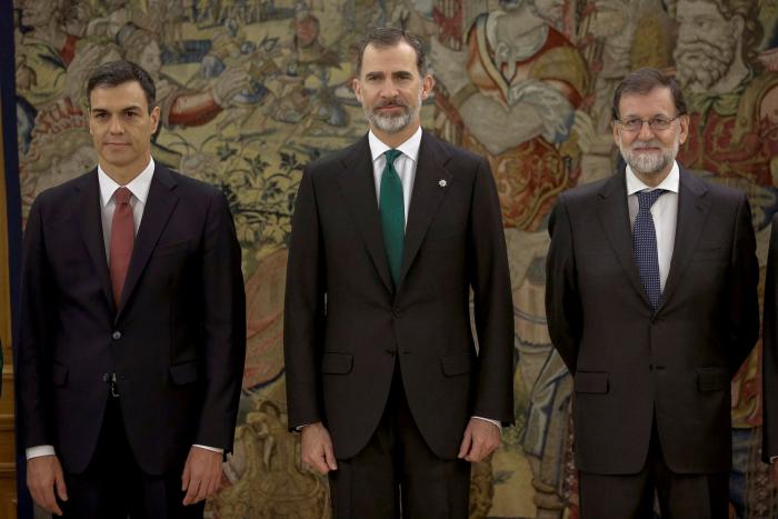 Incredulidad por lo que todo el mundo escuchó de Rajoy en su despedida del PP