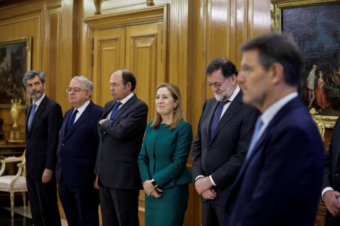 Incredulidad por lo que todo el mundo escuchó de Rajoy en su despedida del PP