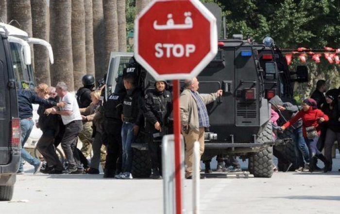 Los terroristas abatidos tenían explosivos, según el presidente de Túnez
