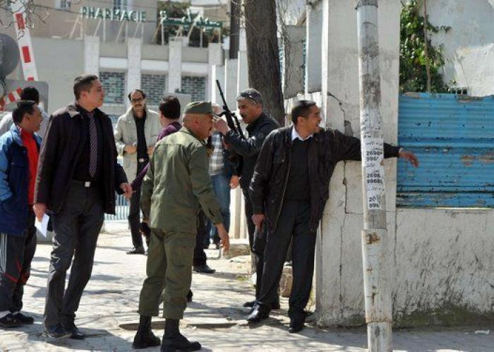 Críticas a Margallo por ir a los toros tras los atentados de Túnez (TUITS)