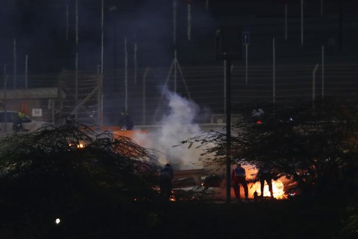 Terrible accidente de Grosjean en la Formula Uno: estrella su coche y comienza a arder