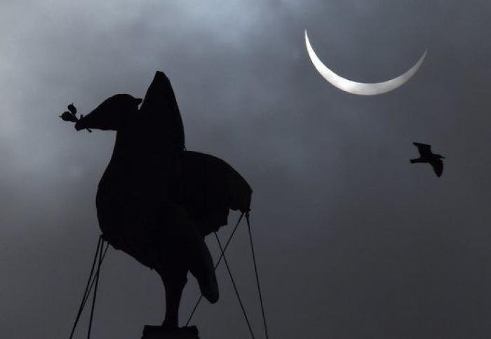 Las mejores imágenes del eclipse solar de 2015 (FOTOS)