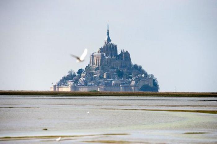 La 'marea del siglo' convierte en isla al Monte Saint-Michel (FOTOS)
