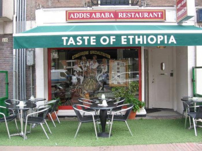 Comer en Ámsterdam: una ruta gastronómica sobre dos ruedas