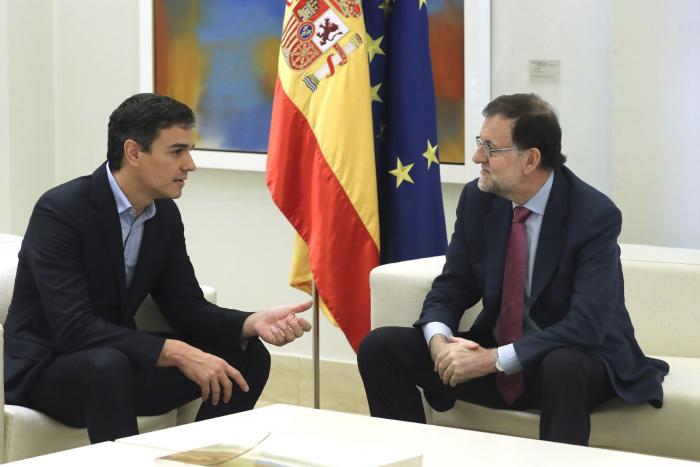 El 'reencuentro' de Rajoy y Sánchez (FOTOS)