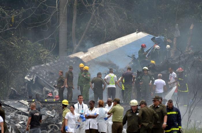 Al menos cien muertos tras estrellarse un avión de pasajeros poco después de despegar desde La Habana