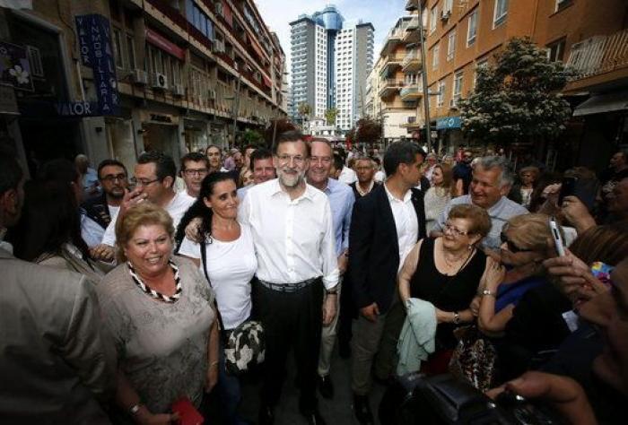 Rajoy se echa a la calle en Benidorm