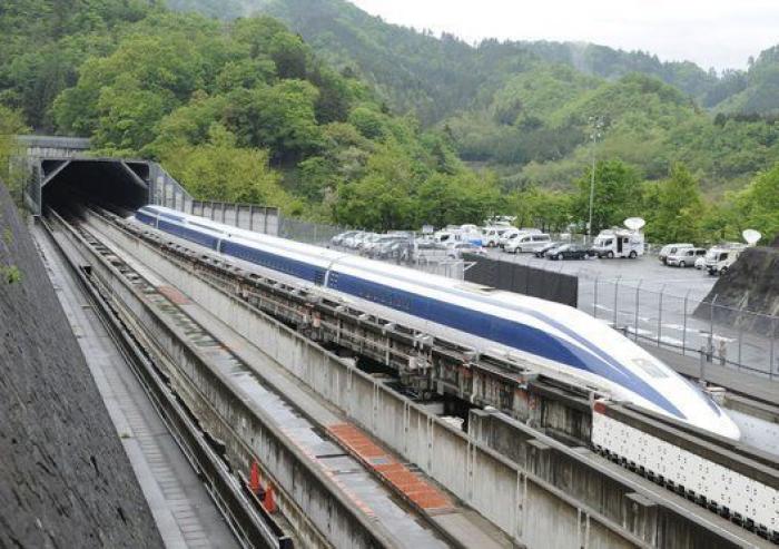 Récord del Maglev, el tren por levitación magnética de Japón, que alcanza los 603 kilómetros por hora