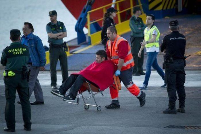 Evacúan a 156 personas de un ferry incendiado a 18 millas de Mallorca