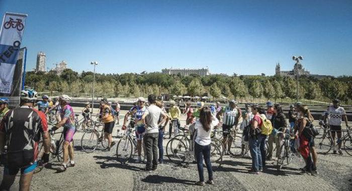 La clásica Otero revive en Madrid el ciclismo de antaño