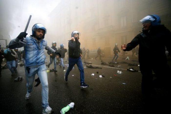 Las tremendas fotos de las protestas contra la Expo de Milán