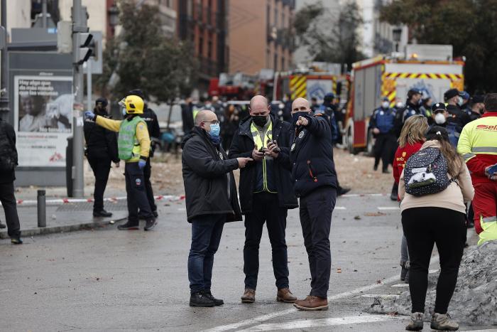 Las imágenes de la gran explosión que ha destrozado un edificio en el centro de Madrid
