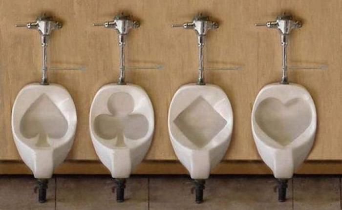 Para no echar gota: los urinarios más extraños (FOTOS)
