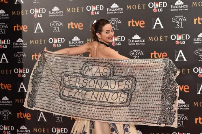Mujeres, Rajoy, pajaritas y el glamour del cine: los Goya 2017 desde dentro