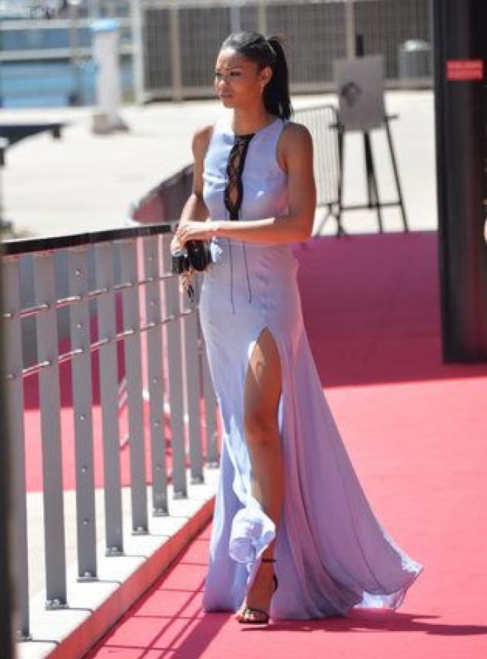 ¿Sexys o excesivos? Los locos escotes de Cannes 2015