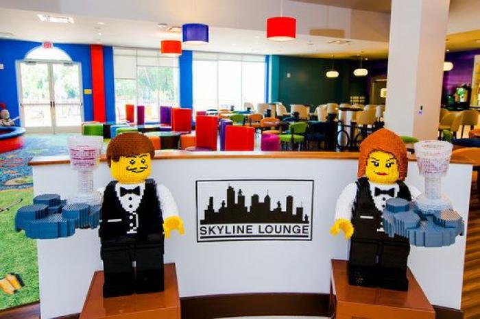 Si alguna vez soñaste con construir una casa de verdad con Lego, este es tu hotel (FOTOS)