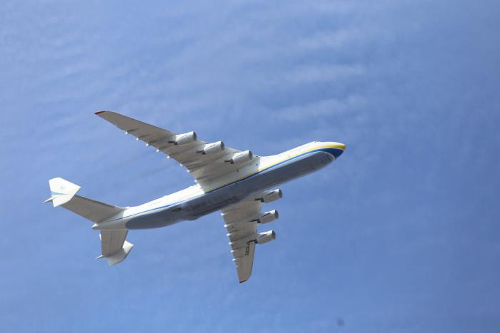 Rusia destruye el avión más grande del mundo, el AN-225 ucraniano