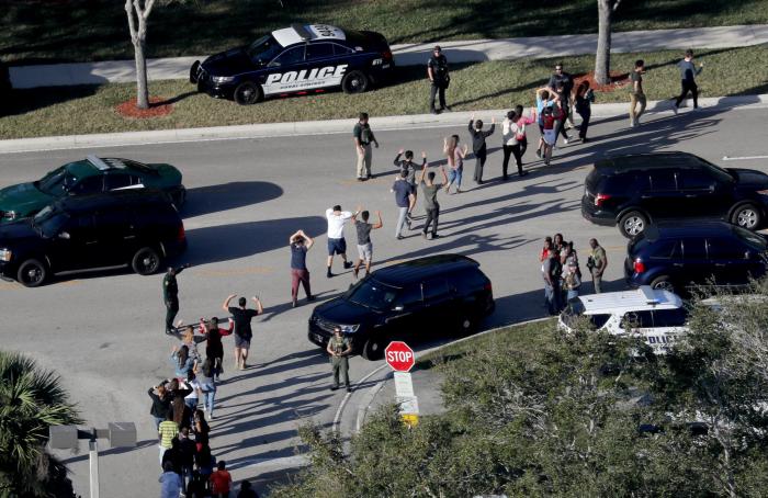 Tres historias de heroísmo en el tiroteo de Florida