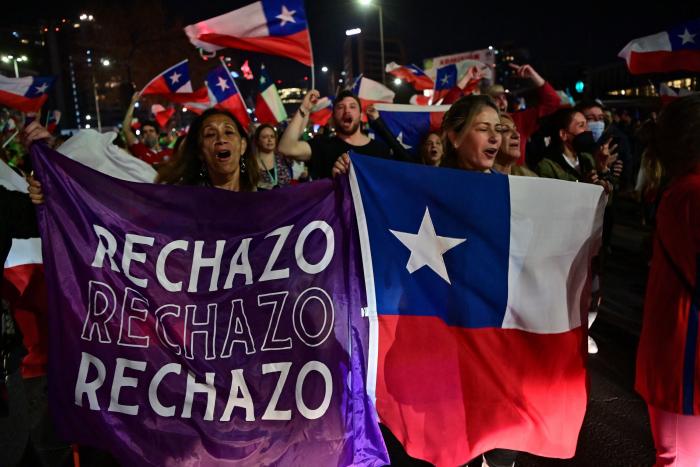 Cambio sí, pero no este: las claves del "rechazo" de los chilenos a la nueva Constitución