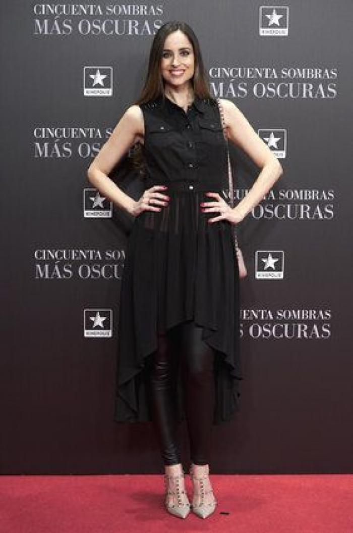 Dakota Johnson y Jamie Dornan, muy solos en la 'première' de '50 sombras' en Madrid
