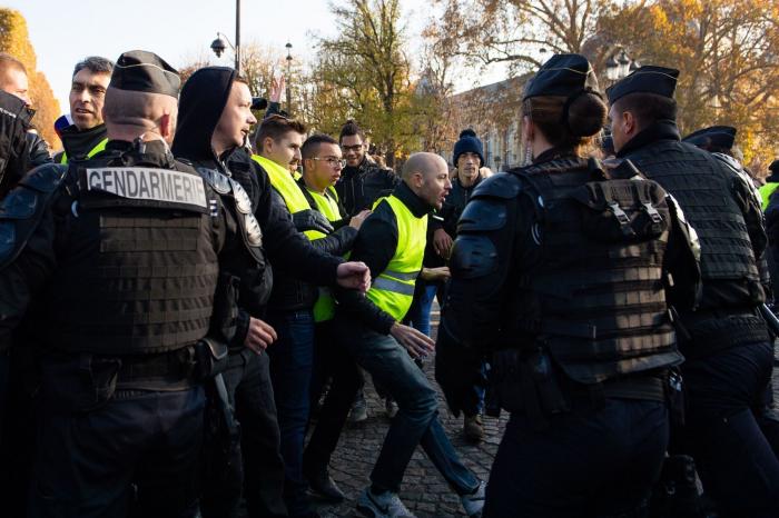 El Gobierno francés lanza un "gran debate" social para escuchar las inquietudes de la ciudadanía