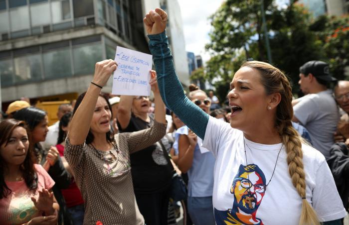 Un "procedimiento de rutina" que resume el infierno de la prensa en Venezuela