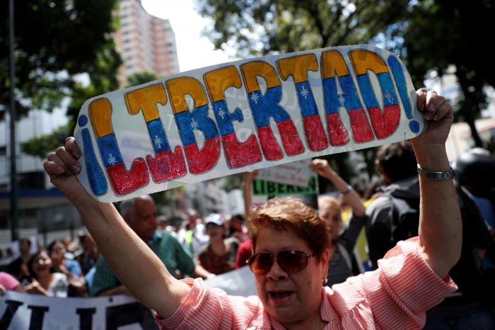 Guaidó garantiza que la ayuda humanitaria entrará en Venezuela desde el 23 de febrero