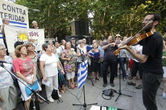 El Gobierno asegura que España puede afrontar con "solvencia y seguridad" la crisis griega