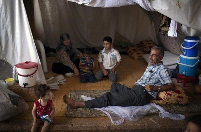 George y Amal Clooney darán educación a 3.000 niños sirios en Líbano