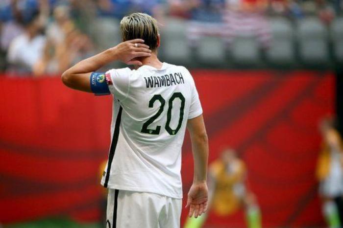 El emotivo beso de Abby Wambach con su mujer tras ganar el Mundial de fútbol