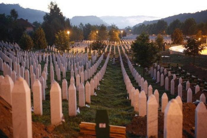 Bosnia conmemora el vigésimo aniversario de la tragedia de Srebrenica