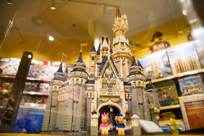Esto es lo que te encontrarás si visitas la tienda de Lego en Madrid