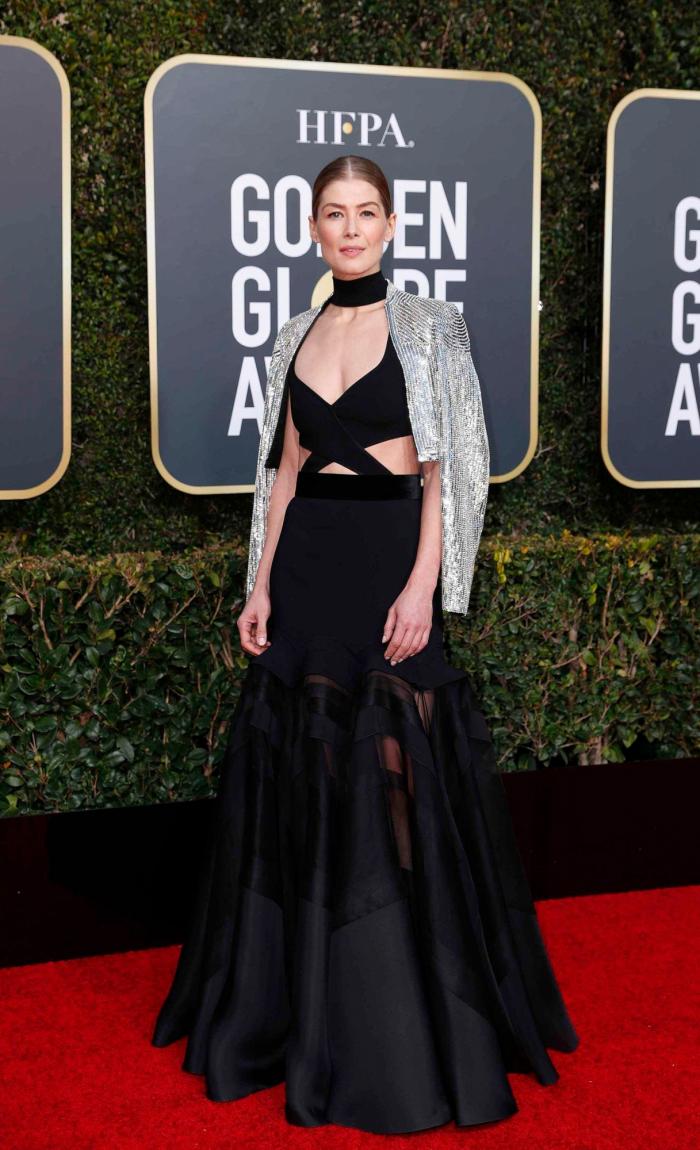 Emma Stone, Julianne Moore, Charlize Theron... : las pulseras Time's Up inundan la alfombra roja de los Globos de Oro