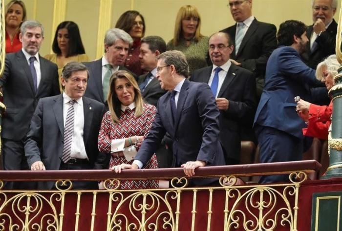 Sánchez asegura que reformar la Constitución es "reforzarla"