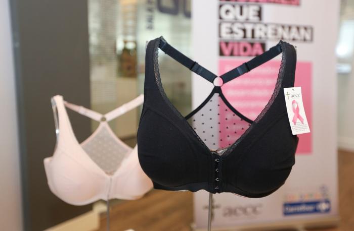 17 cosas rosas bonitas (y un 'bonus track') para luchar contra el cáncer de mama