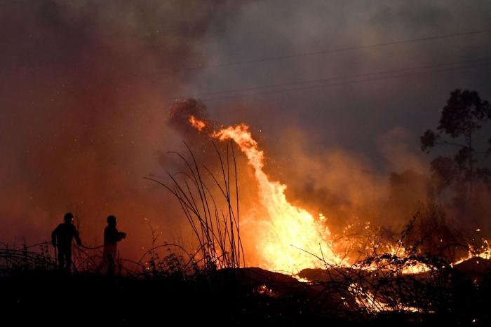 El gobierno de Portugal supera una moción de censura por su gestión de los incendios